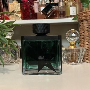 Fragrance World Star Men's Black and Deep Blue Full bottle tester